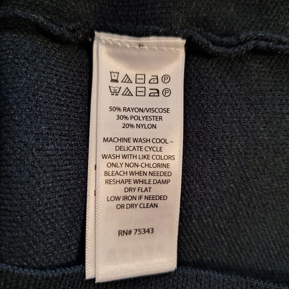 Tahari Black Long Sleeve Dress with Gold Buttons Medium NWT *C6 - Picture 5 of 5